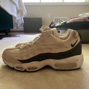 Air max 95s